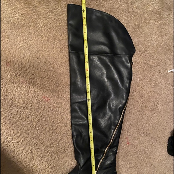 Black above the Knee boots - Picture 6 of 6